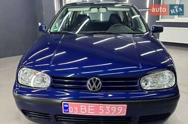 Хетчбек Volkswagen Golf 2002 в Коломиї