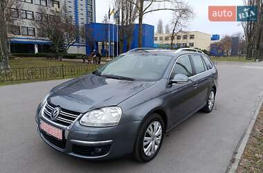 Універсал Volkswagen Golf 2009 в Києві