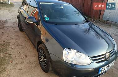 Хетчбек Volkswagen Golf 2006 в Черкасах