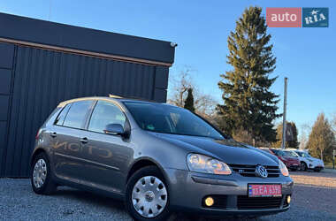 Хетчбек Volkswagen Golf 2008 в Дрогобичі