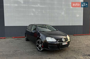 Хетчбек Volkswagen Golf 2007 в Луцьку