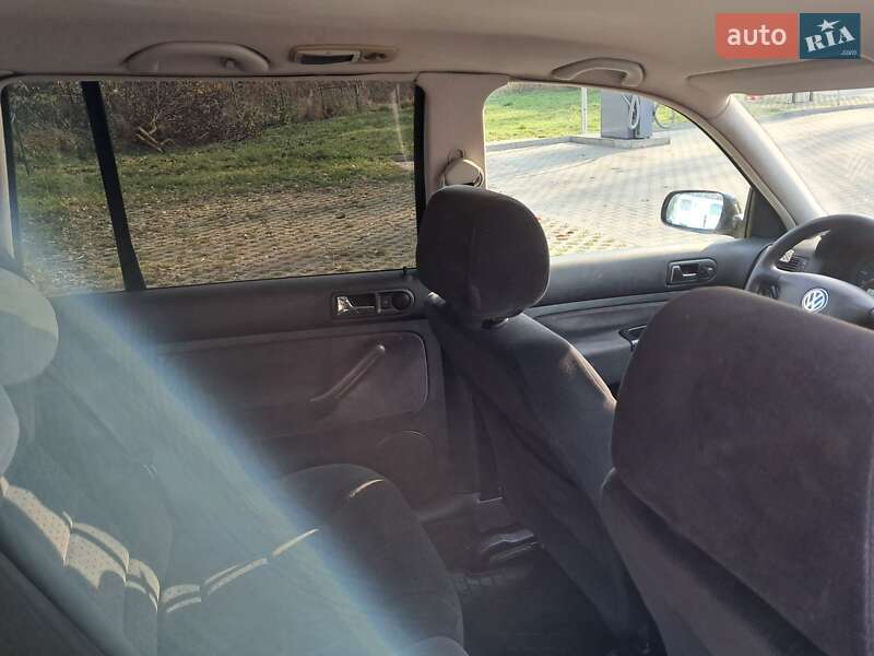 Універсал Volkswagen Golf 2000 в Коломиї
