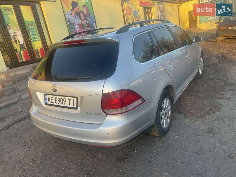 Універсал Volkswagen Golf 2008 в Дніпрі