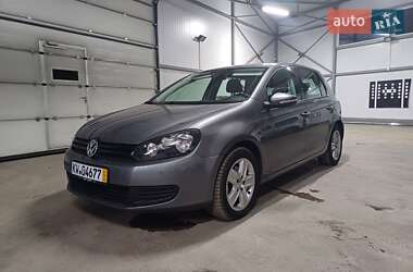 Хэтчбек Volkswagen Golf 2008 в Ковеле