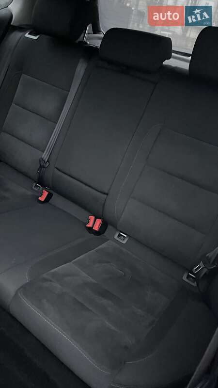 Хетчбек Volkswagen Golf 2011 в Білій Церкві