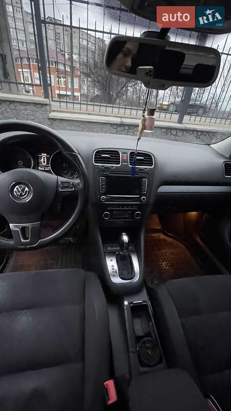 Хетчбек Volkswagen Golf 2011 в Білій Церкві