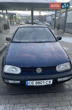 Хэтчбек Volkswagen Golf 1993 в Черновцах