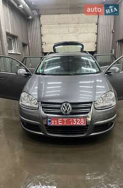 Універсал Volkswagen Golf 2007 в Луцьку