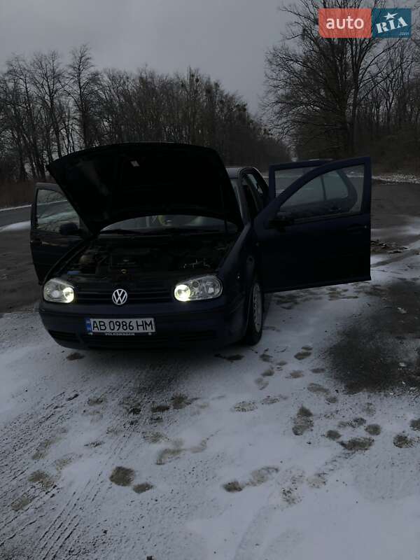 Хэтчбек Volkswagen Golf 1999 в Виннице