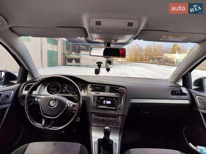 Универсал Volkswagen Golf 2014 в Львове