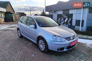 Хетчбек Volkswagen Golf 2006 в Сарнах