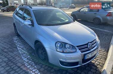 Універсал Volkswagen Golf 2009 в Львові