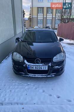 Універсал Volkswagen Golf 2008 в Дубровиці