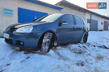 Хетчбек Volkswagen Golf 2006 в Львові