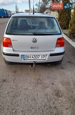 Хетчбек Volkswagen Golf 1998 в Роздільній