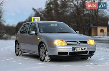 Хетчбек Volkswagen Golf 2003 в Красилові