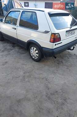 Хетчбек Volkswagen Golf 1988 в Сарнах