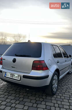 Хэтчбек Volkswagen Golf 2001 в Ивано-Франковске