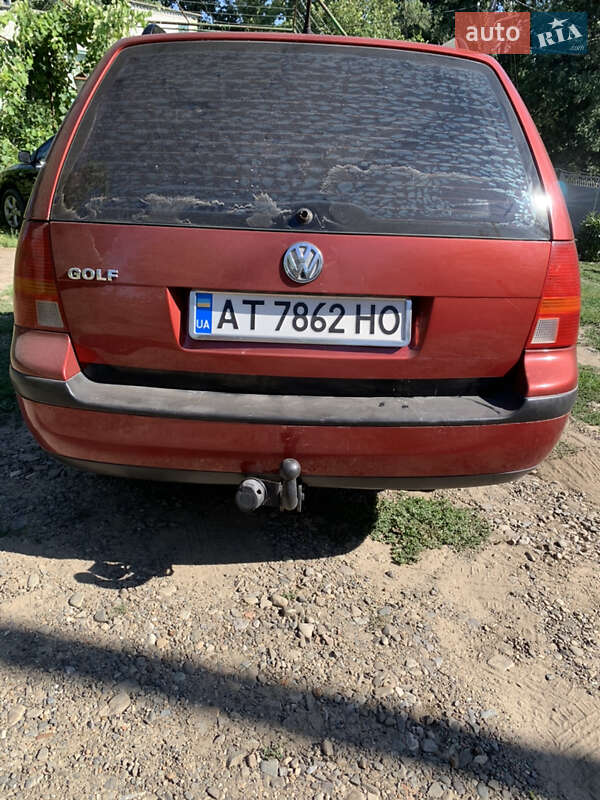Універсал Volkswagen Golf 1999 в Чернівцях