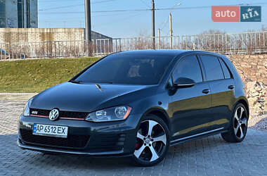 Хетчбек Volkswagen Golf 2014 в Дніпрі