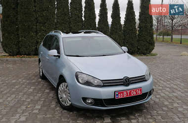 Універсал Volkswagen Golf 2010 в Дніпрі