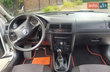 Универсал Volkswagen Golf 2000 в 