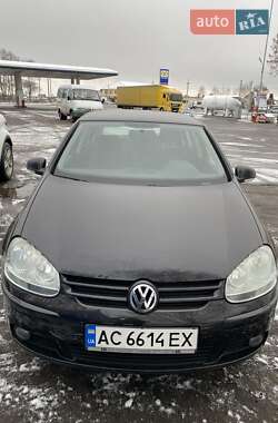 Хэтчбек Volkswagen Golf 2006 в Луцке