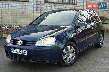 Хетчбек Volkswagen Golf 2005 в Львові