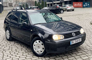 Універсал Volkswagen Golf 2004 в Івано-Франківську