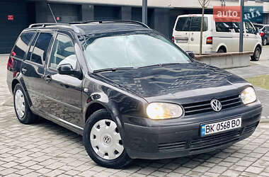 Універсал Volkswagen Golf 2004 в Івано-Франківську