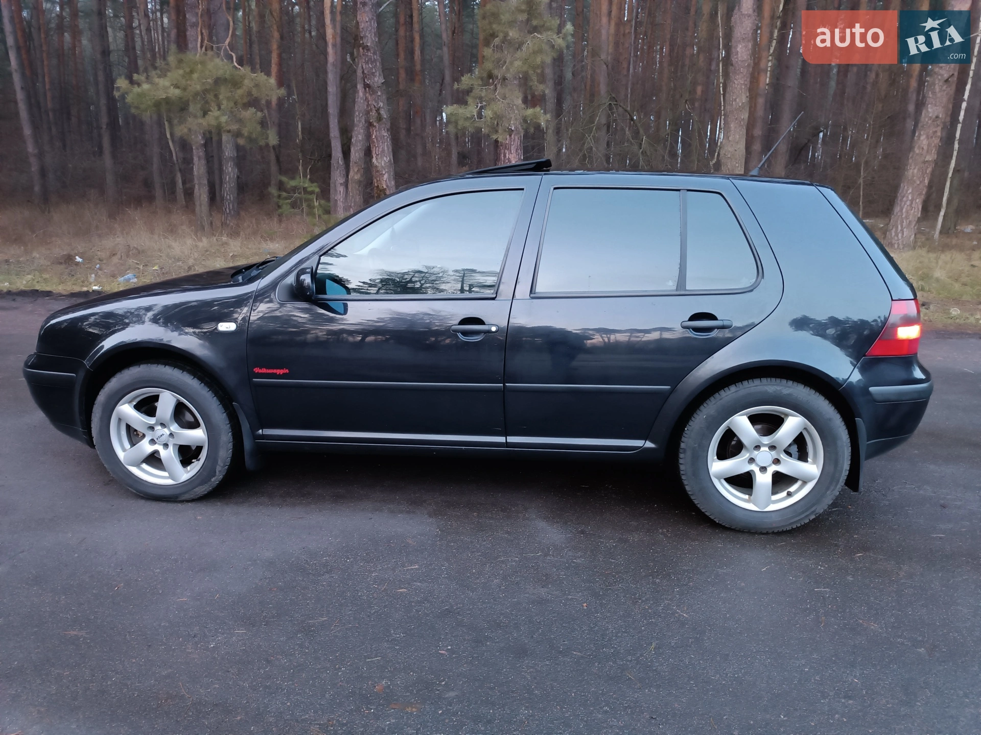 Volkswagen Golf 2000 VIN WVWZZZ1JZ1B030971 фото оголошення 21 з 27