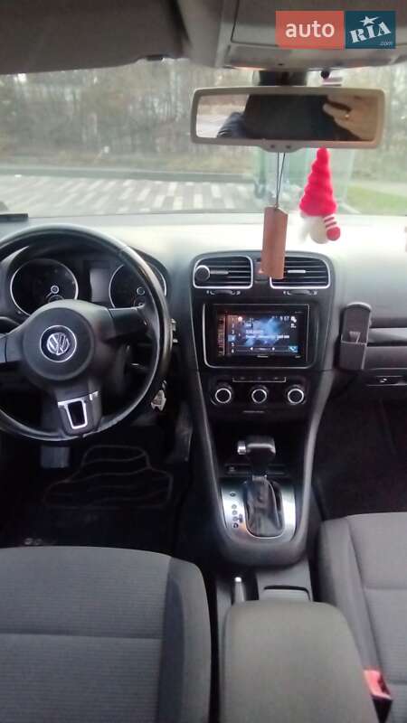 Універсал Volkswagen Golf 2009 в Львові