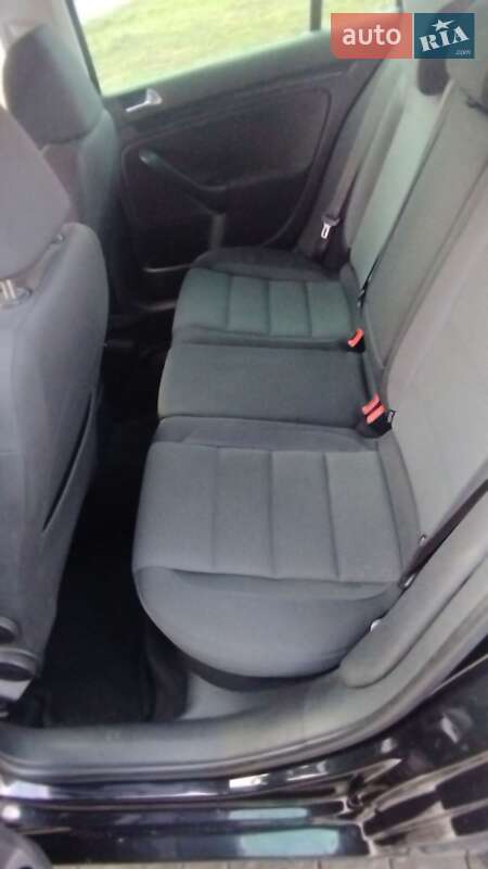 Універсал Volkswagen Golf 2009 в Львові