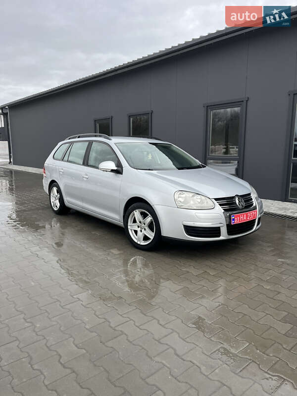 Універсал Volkswagen Golf 2007 в Тернополі