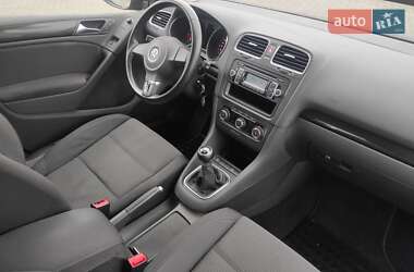 Хэтчбек Volkswagen Golf 2009 в Ковеле