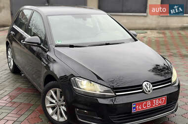 Хэтчбек Volkswagen Golf 2015 в Звягеле