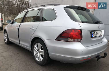 Універсал Volkswagen Golf 2010 в Вінниці