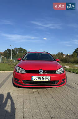 Универсал Volkswagen Golf 2015 в 