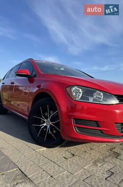 Универсал Volkswagen Golf 2015 в 