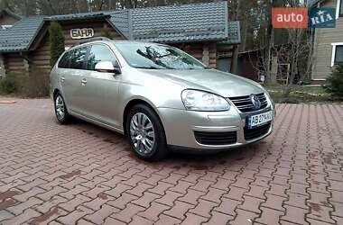 Універсал Volkswagen Golf 2009 в Хмільнику