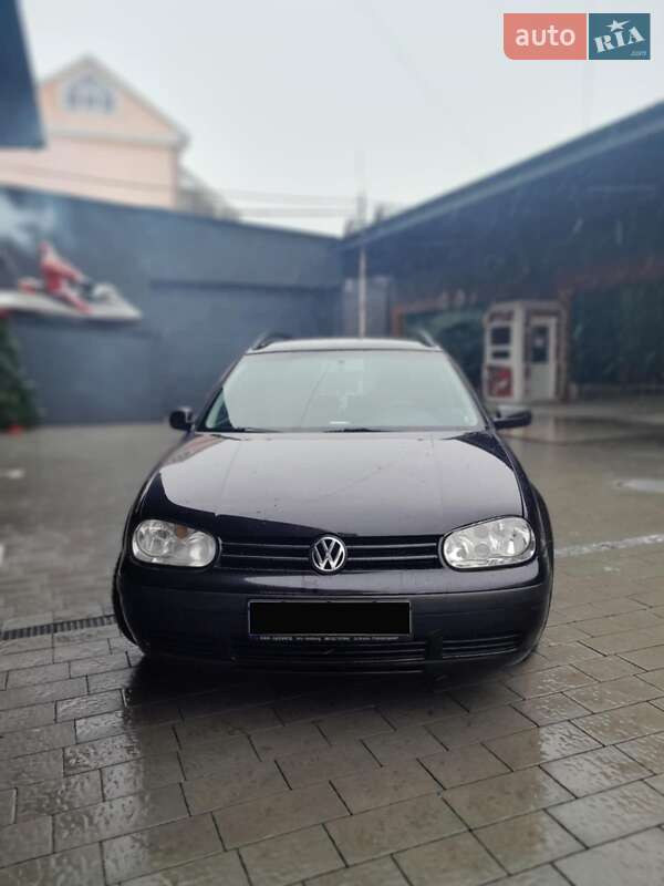 Volkswagen Golf 2001