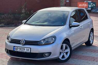 Хетчбек Volkswagen Golf 2009 в Запоріжжі