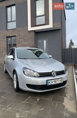 Универсал Volkswagen Golf 2011 в Киеве