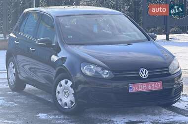 Хетчбек Volkswagen Golf 2010 в Горохові