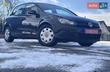 Хетчбек Volkswagen Golf 2010 в Горохові