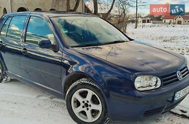 Хетчбек Volkswagen Golf 2001 в Берегомету