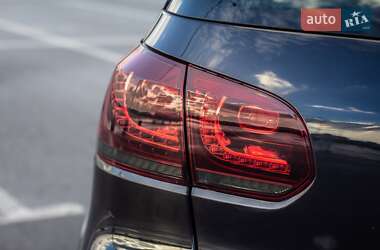 Хэтчбек Volkswagen Golf 2009 в 