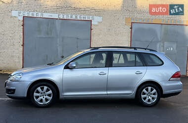 Универсал Volkswagen Golf 2009 в Ровно