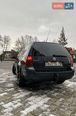 Универсал Volkswagen Golf 2003 в 