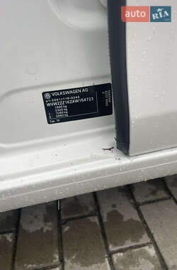 Хэтчбек Volkswagen Golf 2009 в 